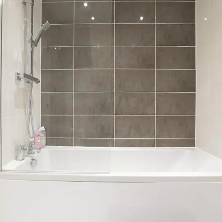 Southbank Leeds Apartment. New! With Free Parking * Leeds (West Yorkshire)